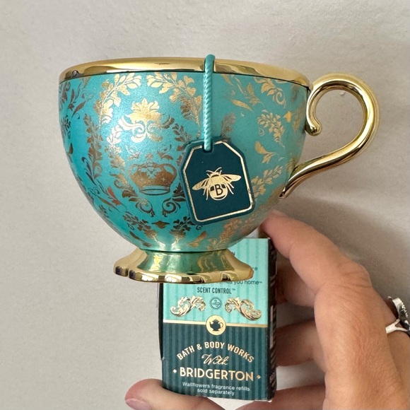 Bath & Body  Works BRIDGERTON Tea Cup Limited Wallflower Plug-In, Scent Control - Picture 8 of 12